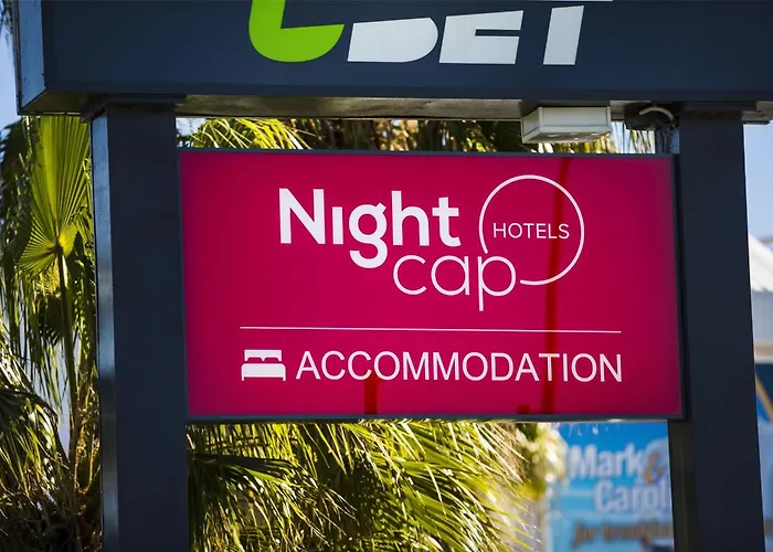 Nightcap At Kawana Waters Hotel