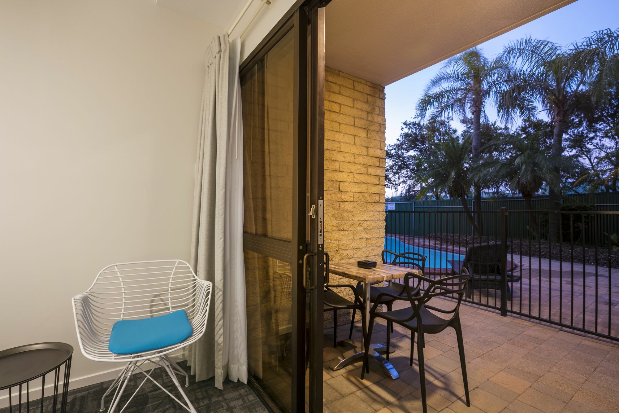 Nightcap At 3* Kawana Waters