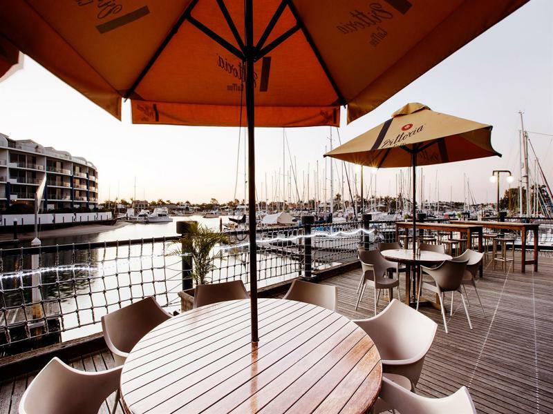 Hotel Nightcap At Kawana Waters
